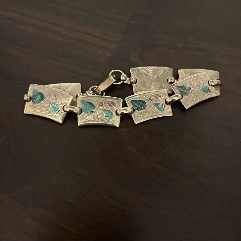 Gold Color Foil Leaf Link Bracelet
